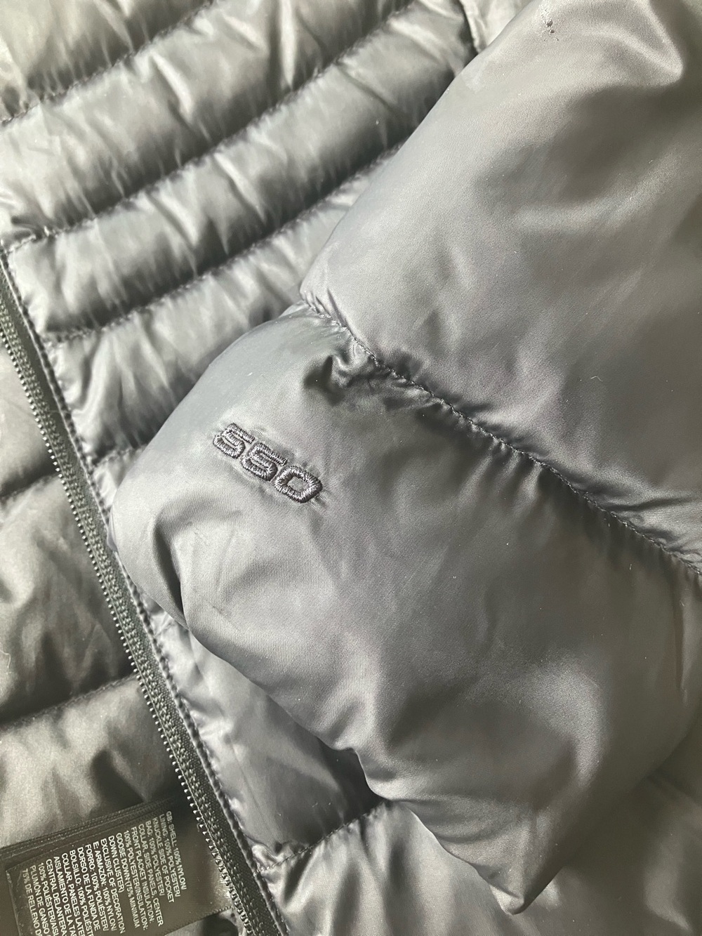 The North Face Black Women's Puffer Jacket - Picture 2 of 5
